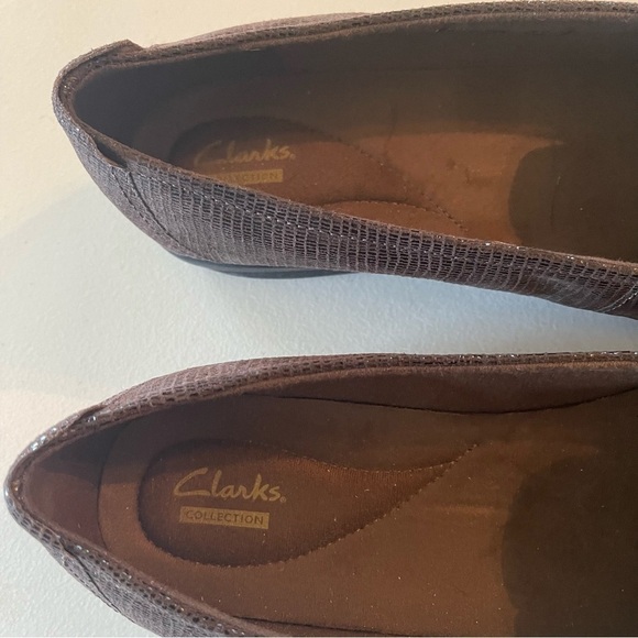 NWOT Clarks Leather Snake Print Loafer Flats Haydin gloss brown size 10W - Picture 9 of 16